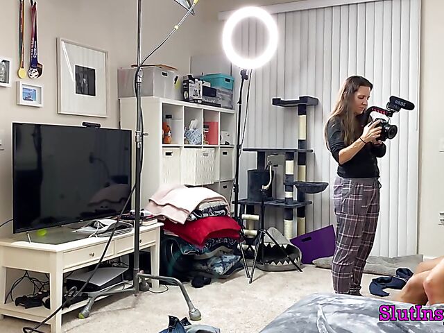 Porn backstage with blonde MILF Sophia West