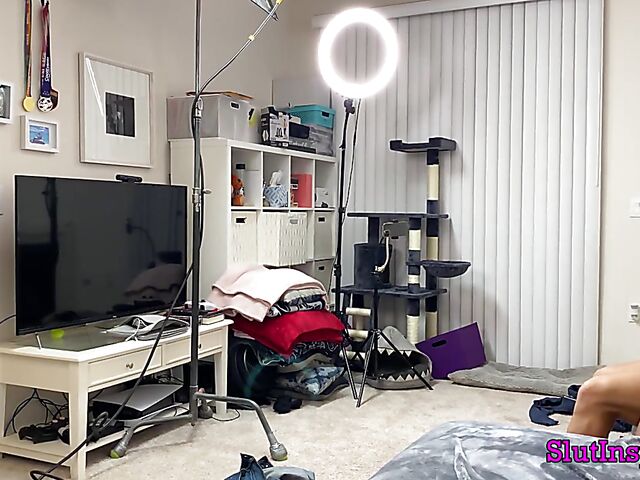 Porn backstage with blonde MILF Sophia West