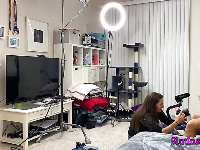 Porn backstage with blonde MILF Sophia West