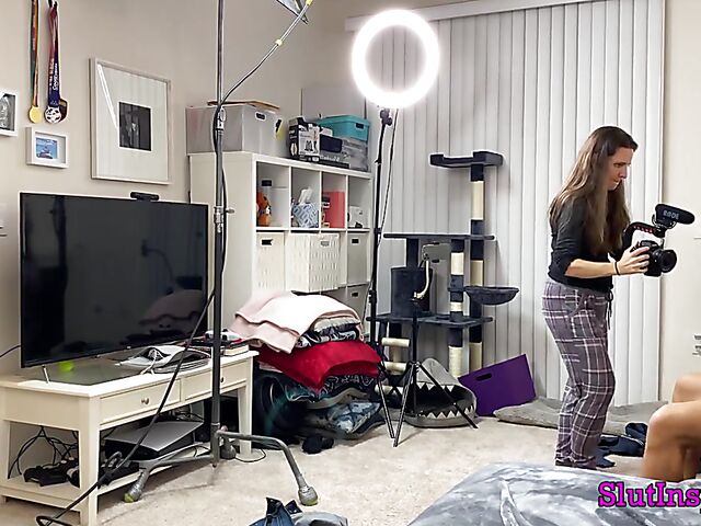 Porn backstage with blonde MILF Sophia West