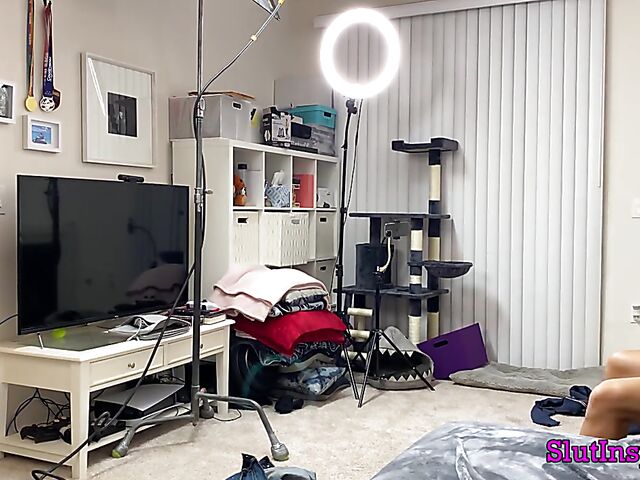 Porn backstage with blonde MILF Sophia West