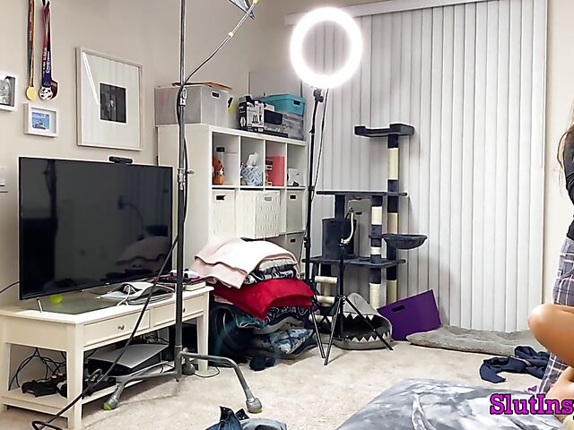 Porn backstage with blonde MILF Sophia West