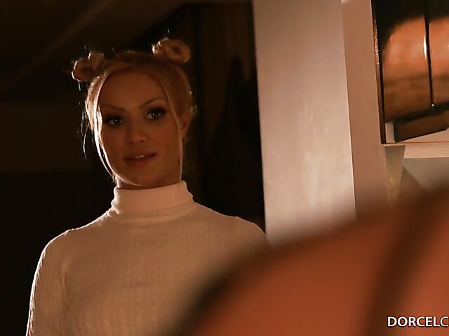 Lingerie and stockings threesome in the dark with gorgeous Clara Mia and Tiffany Leiddi