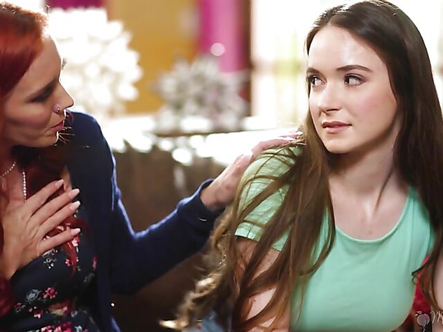 MILF and teen lesbian porn with Hazel Moore and Jupiter Jetson