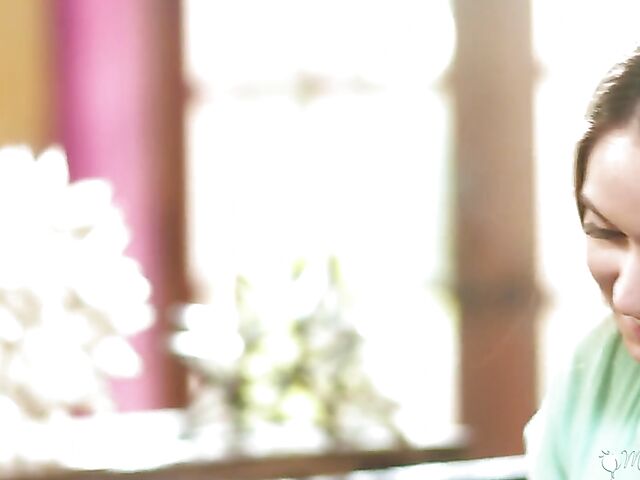 MILF and teen lesbian porn with Hazel Moore and Jupiter Jetson