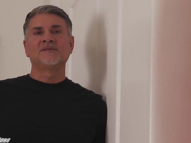 Ailee Anne - Mr Stefano fucking the babysitter