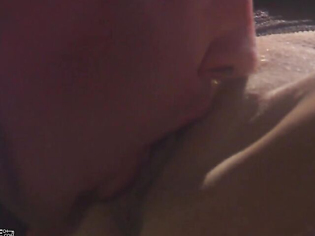 Bar fuck with sex-hungry blonde TJ Hart