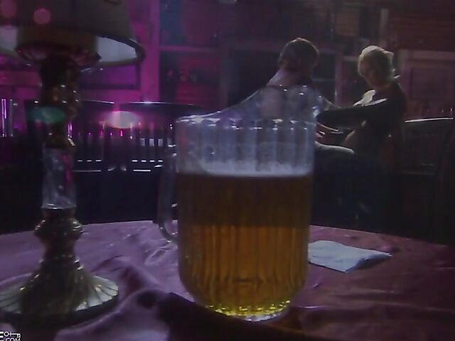 Bar fuck with sex-hungry blonde TJ Hart