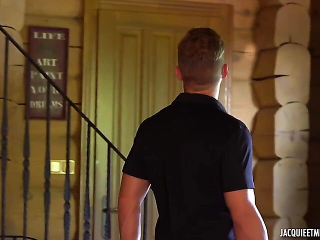 Euro pornstar Angelica Heart anal adventure