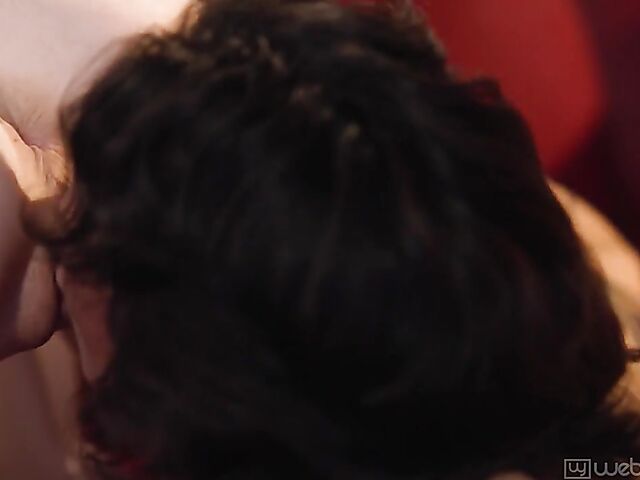 Young and sweet Sabina Rouge and Brooklyn Gray do girl on girl