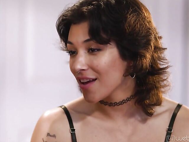 Young and sweet Sabina Rouge and Brooklyn Gray do girl on girl