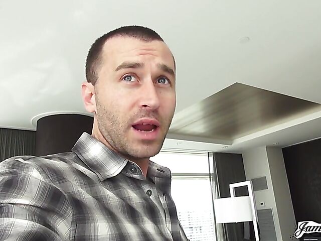 Behind the scenes with blonde pornstar Sarah Vandella