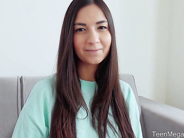 Pretty brunette casting featuring Moona Snake