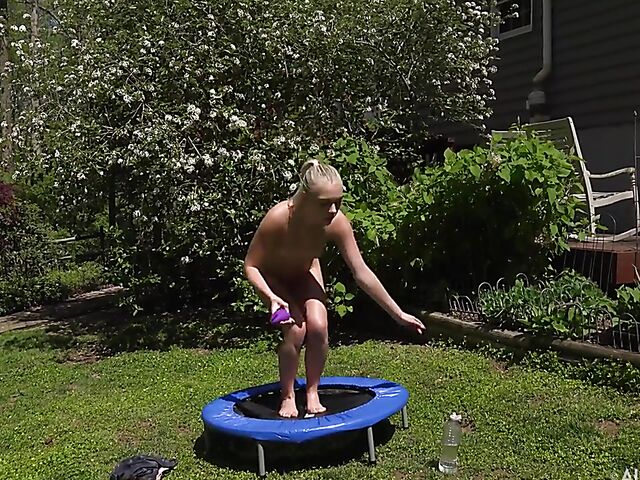 Outdoor masturbation and clit orgasm in the garden with Braylin Bailey