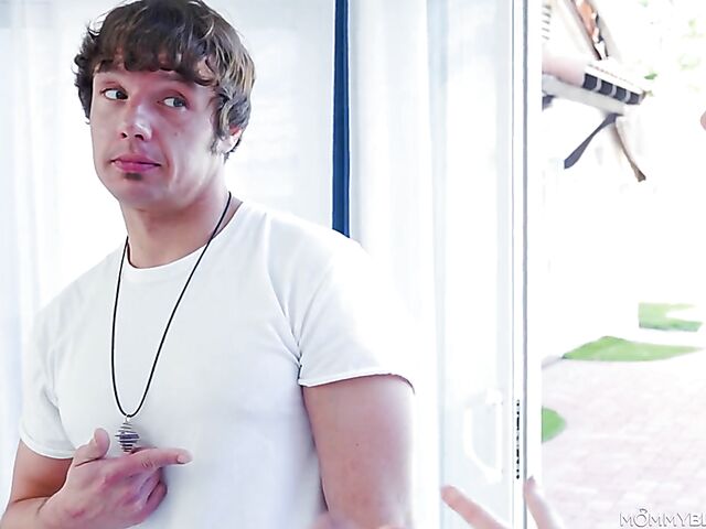 Sophia Locke - Blue-eyed fitness MILF blowjob