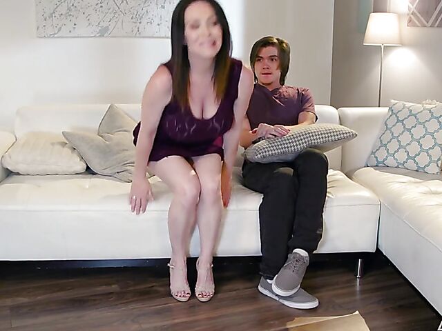 Watching movies with big tits mom RayVeness