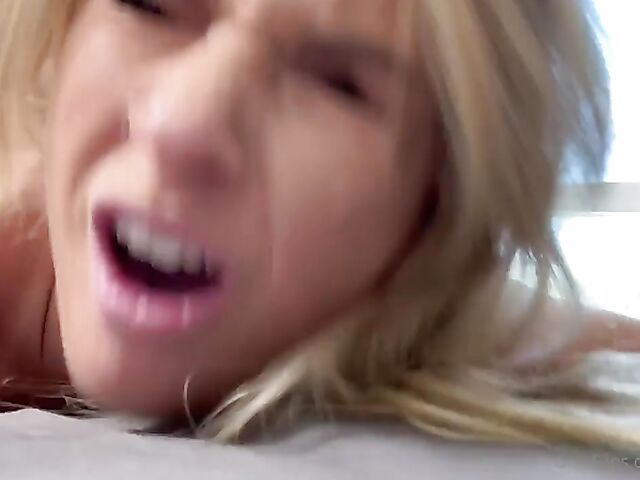 Dredd sticks his black monster cock in eager Riley Reign