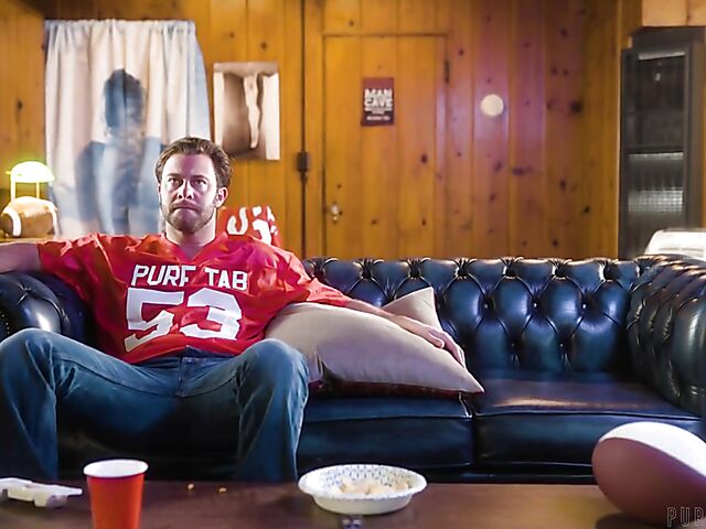 Intense fucking and cum inside Charly Summer's shaved pussy