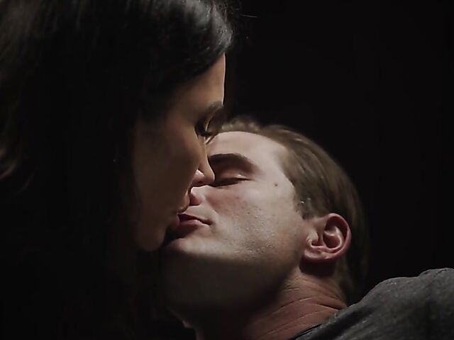 Shay Sights - MILF seduces a young guy after dark