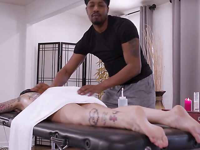 Leigh Raven - Alt babe covered in tattoo interracial massage