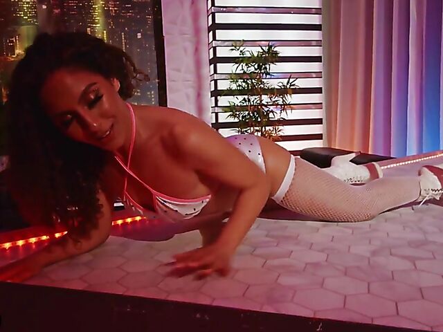 Hot stripper sex with Liv Revamped and Mick Blue