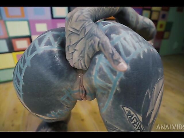 Totally tattooed anal POV style with inked freak Anuskatzz