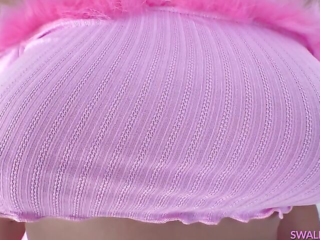 Roxie Sinner - Big natural boobs and wet blowjob