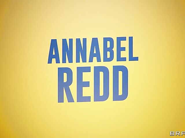 Milf and young threesome with busty Annabel Redd and Charli Phoenix