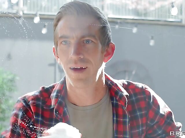 Window washer Danny D wants to stick his big cock in sexy Ruby Sims