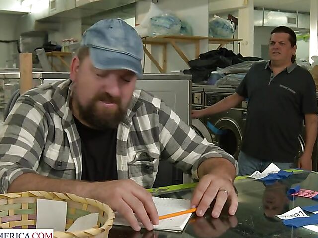 Diego Perez fucks his sister's hot friend Gia Oh My while waiting for the laundry to be done