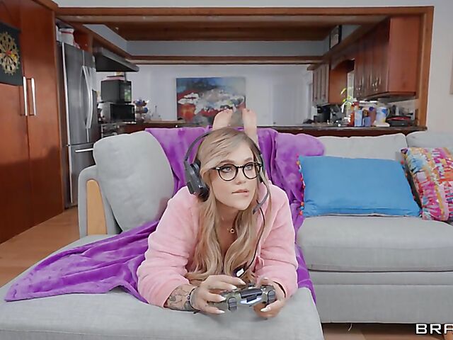 Kali Roses - Big titty gamer with glasses interracial fuck
