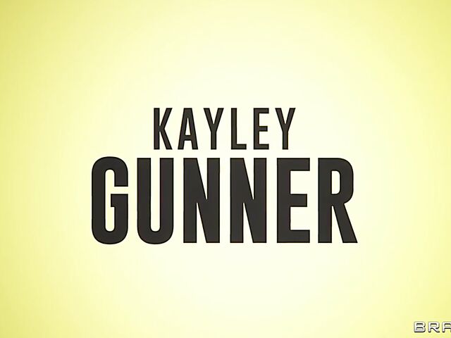 Brazzers massage foursome with Kayley Gunner and Caitlin Bell