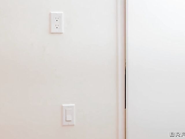 Two girls Jesse Pony and Lily Lou have an FFM threesome with dirty hostel manager Alex Legend