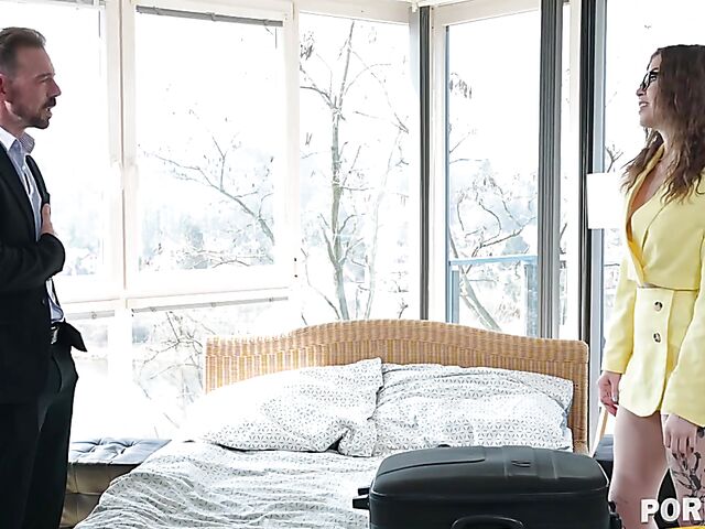 Tattooed Eden Ivy toys her ass and then gets all holes filled