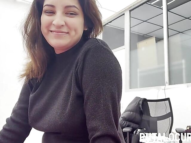 Chubby latina girl from Peru Sofia Garcia pleases Torbe