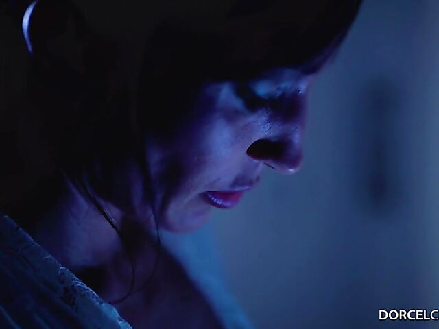 Champagne and romantic MMF threesome with classy Bella Tina