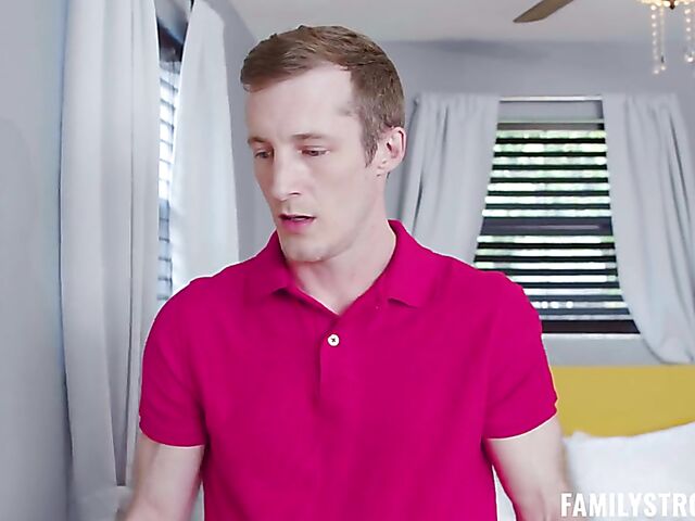 Fantasy family threesome with Crystal Rush and Penelope Woods