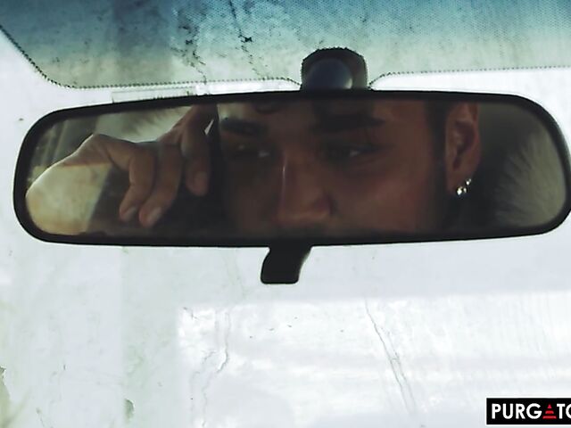 Standing doggystyle with blonde barber Chloe Creamy