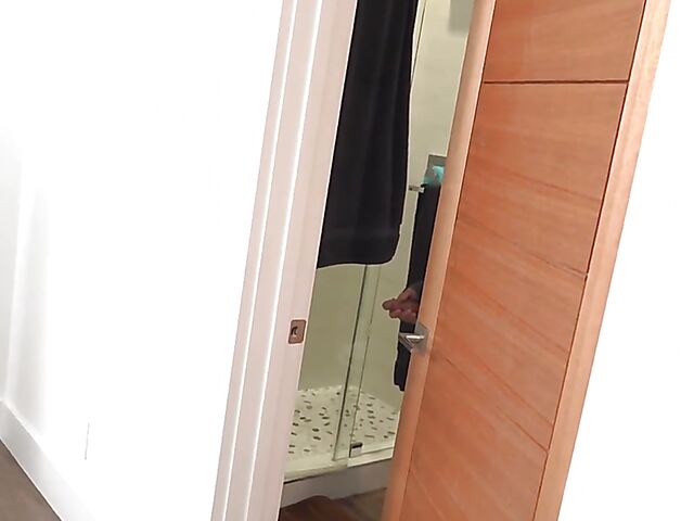 Horny MILF with fake boobs Caitlin Bell takes it from your point of view