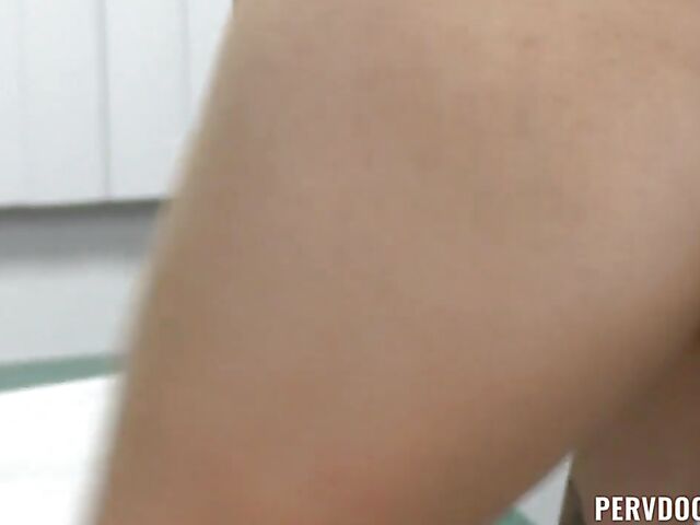 Minxx Marley & Jane Rogers - Nurse and doctor threesome with small tits blonde