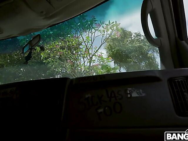 Hot Miami girl with fake tits Graycee Baybee gets talked into sex for cash