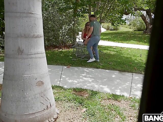 Hot Miami girl with fake tits Graycee Baybee gets talked into sex for cash