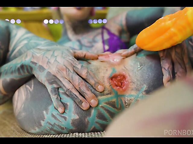 Top to toe tattoo anal threesome with Anuskatzz