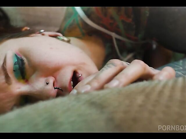 Top to toe tattoo anal threesome with Anuskatzz