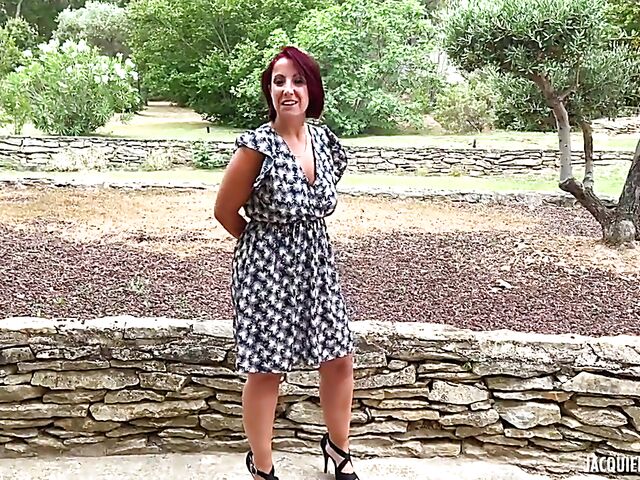 Vanessa, 46 - French redhead MILF MMF 3some