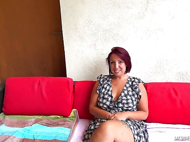 Vanessa, 46 - French redhead MILF MMF 3some