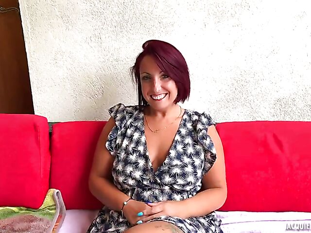 Vanessa, 46 - French redhead MILF MMF 3some