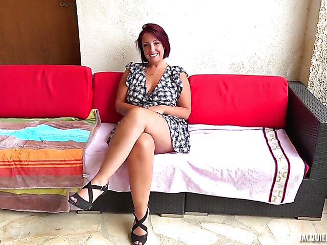 Vanessa, 46 - French redhead MILF MMF 3some