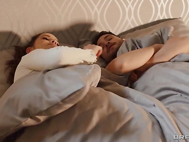 Home gym big cock fuck with big ass Niykee Cruz and Danny D