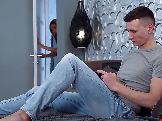 Bad stepsister Veronica Leal gets fucked hard